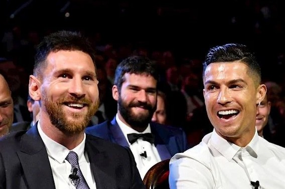 Vượt Messi, Ronaldo trở thành Cầu thủ được ngưỡng mộ nhất hành tinh